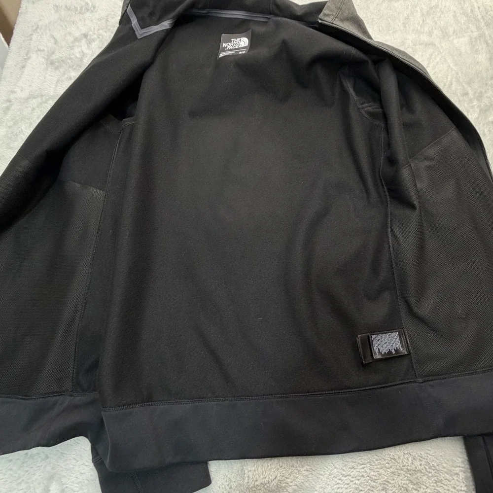 North Face Jacket Mens Small Kilowatt‎ Gray Black Full Zip Softshell Hooded